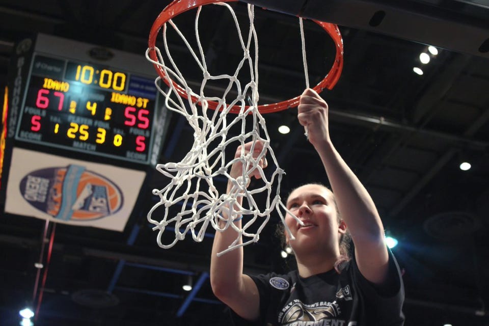 Net Cut Connie NCAA
